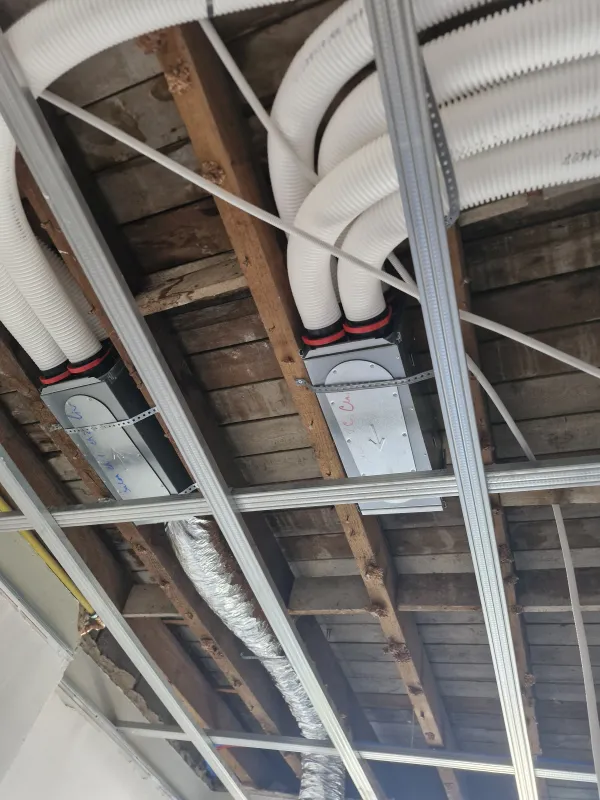 servicii in instalatii sanitare , caldura, ventilare, gaz