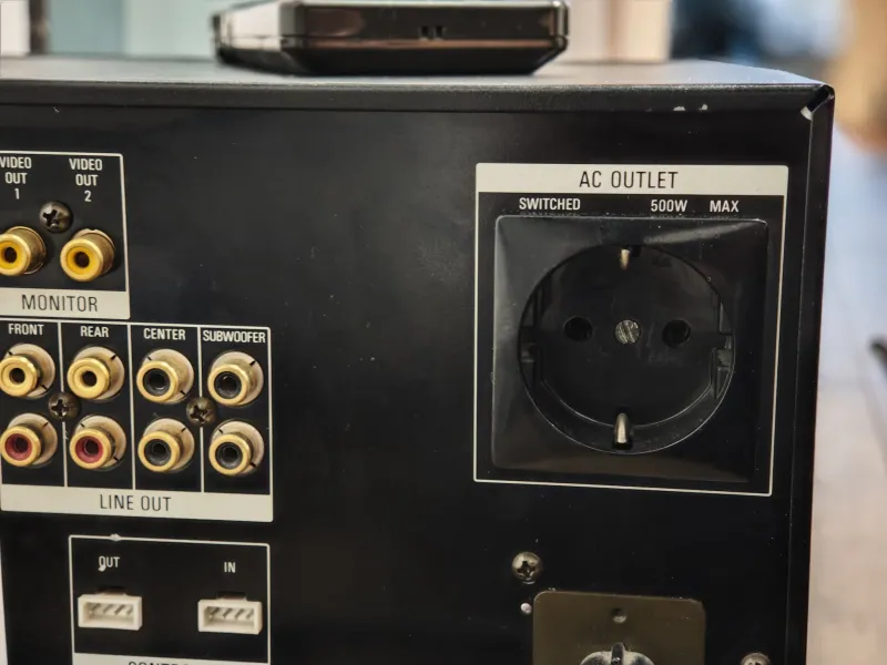 Sony TA-E 2000 ESD – ES series AV high-end DSP